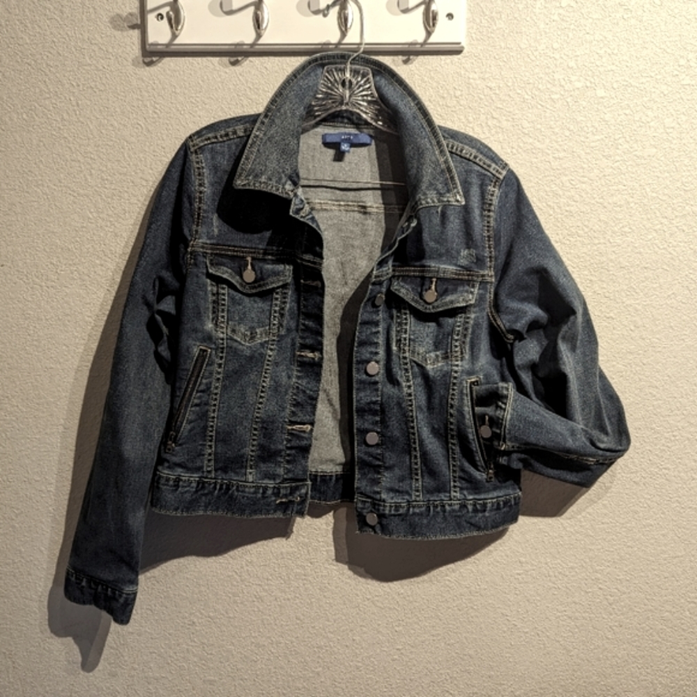 Sonoma Denim Jacket size Medium